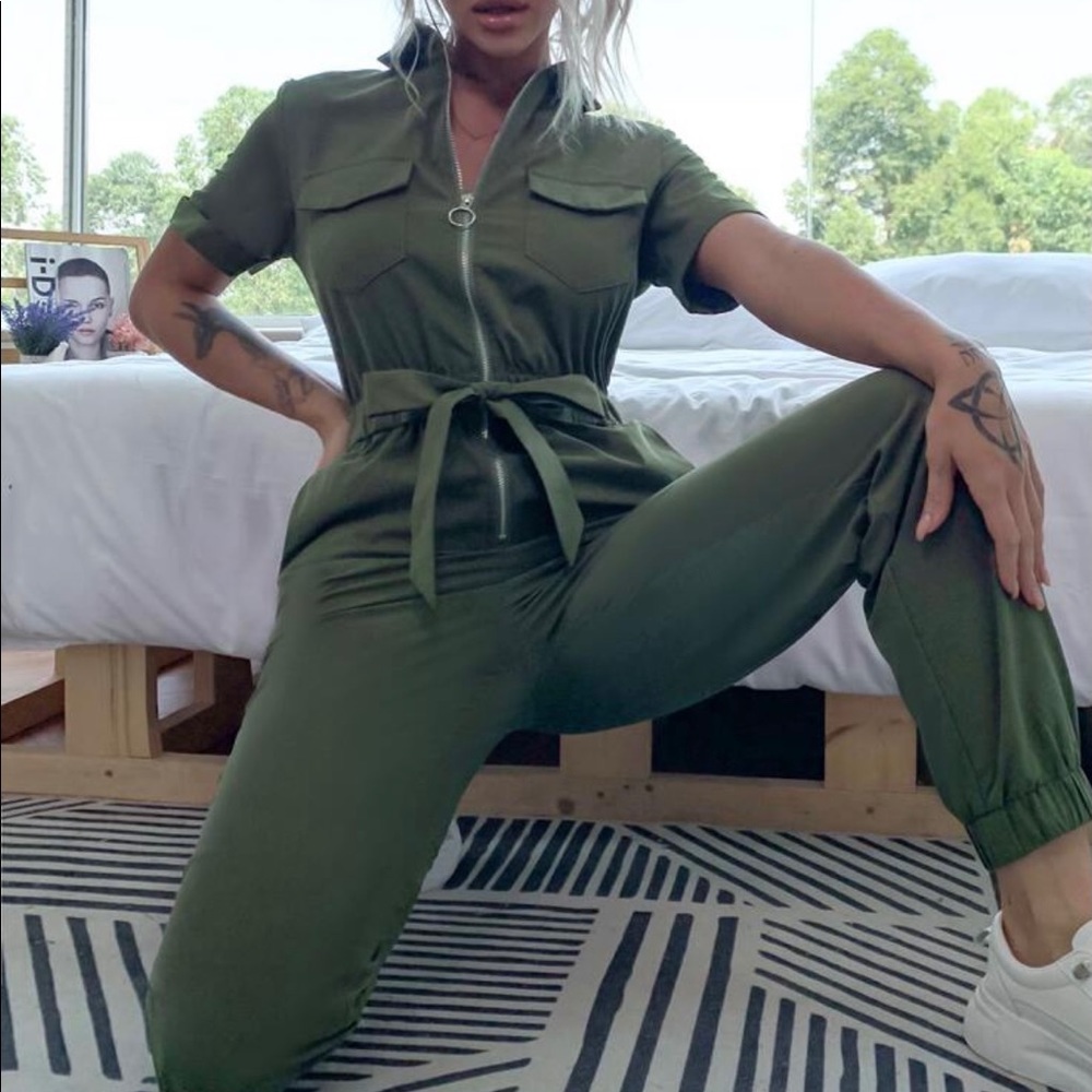 Eilly Bazar Zip Front Tie Waist Shirt Jumpsuit